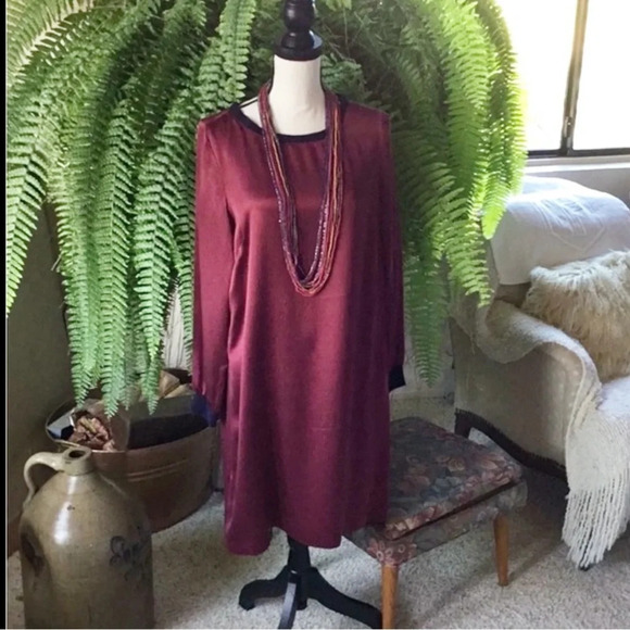 Sundance Maroon 100% Silk Long Sleeve Shift Dress Size Medium - Picture 1 of 11